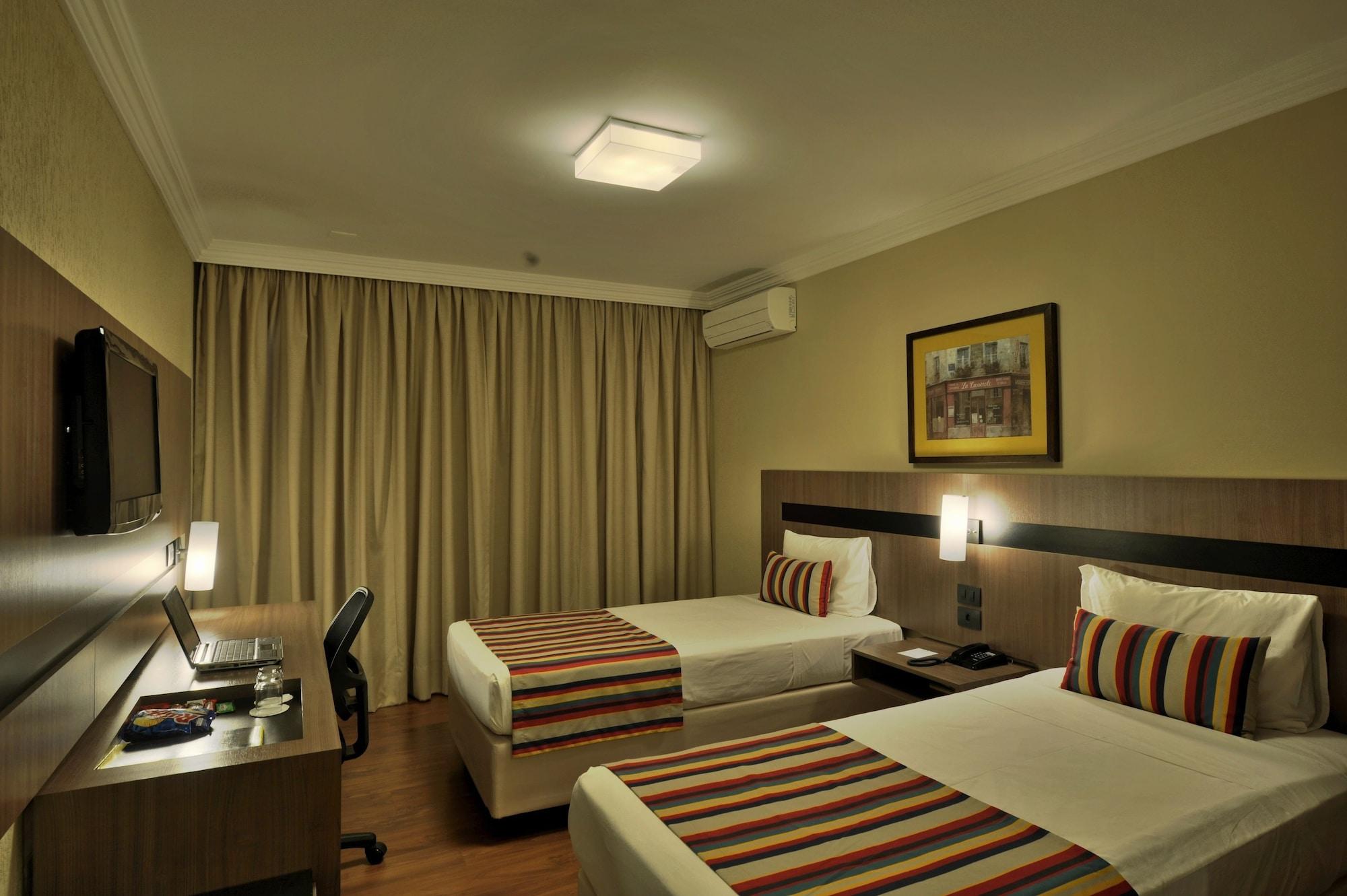 Hotel Deville Express Cascavel Cascavel  Ngoại thất bức ảnh