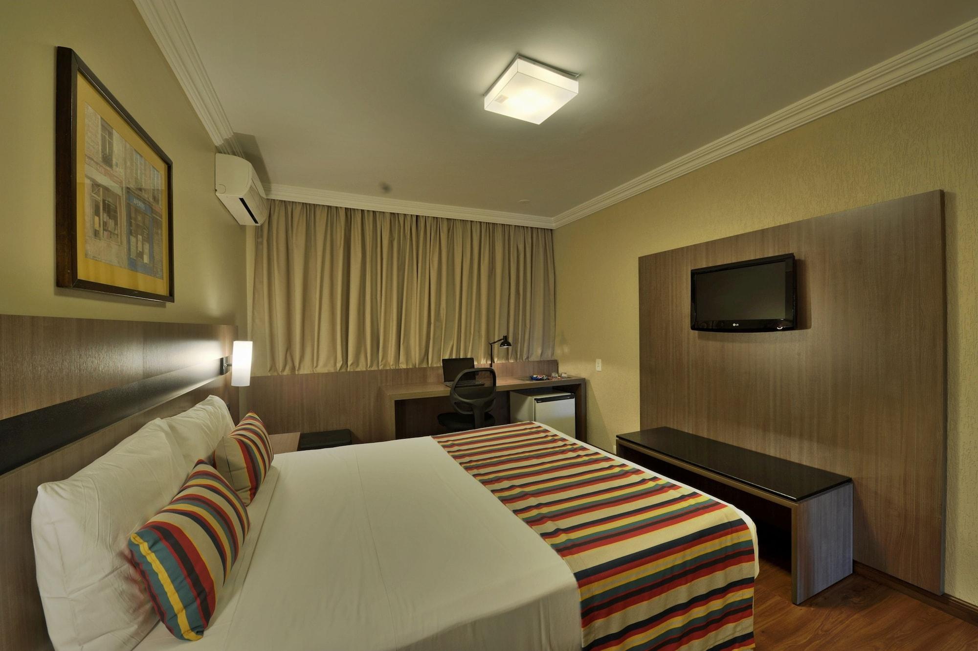 Hotel Deville Express Cascavel Cascavel  Ngoại thất bức ảnh