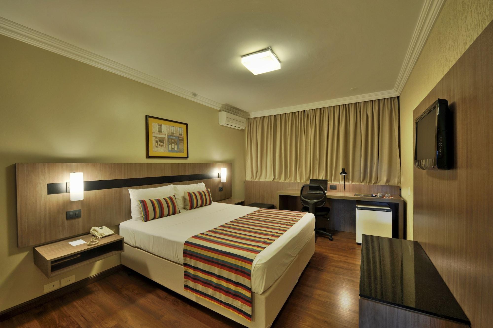 Hotel Deville Express Cascavel Cascavel  Ngoại thất bức ảnh