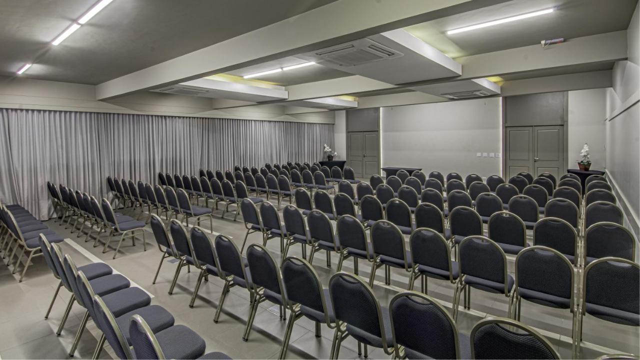 Hotel Deville Express Cascavel Cascavel  Ngoại thất bức ảnh