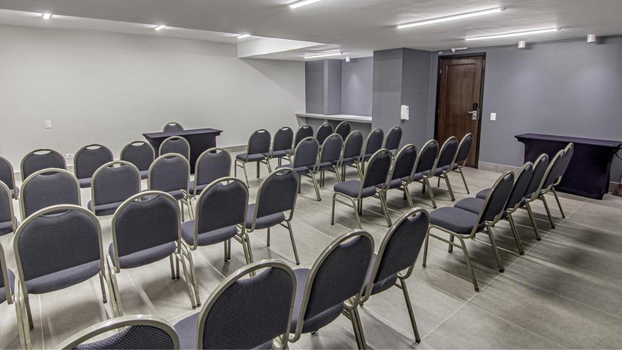 Hotel Deville Express Cascavel Cascavel  Ngoại thất bức ảnh