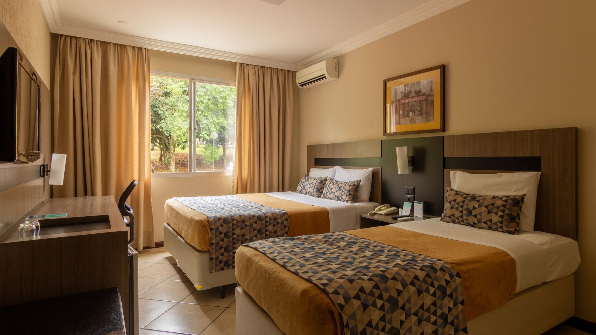 Hotel Deville Express Cascavel Cascavel  Ngoại thất bức ảnh