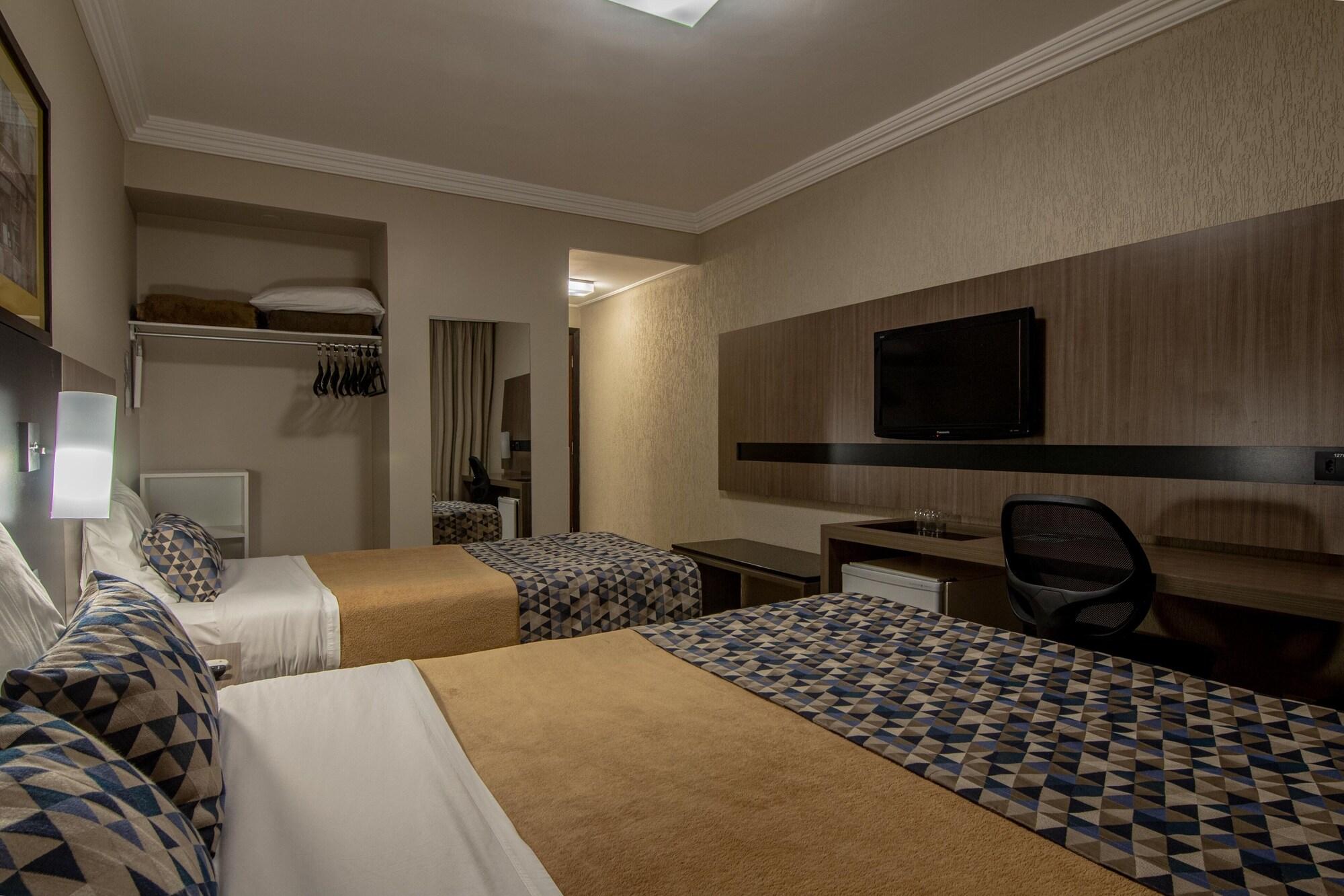 Hotel Deville Express Cascavel Cascavel  Ngoại thất bức ảnh