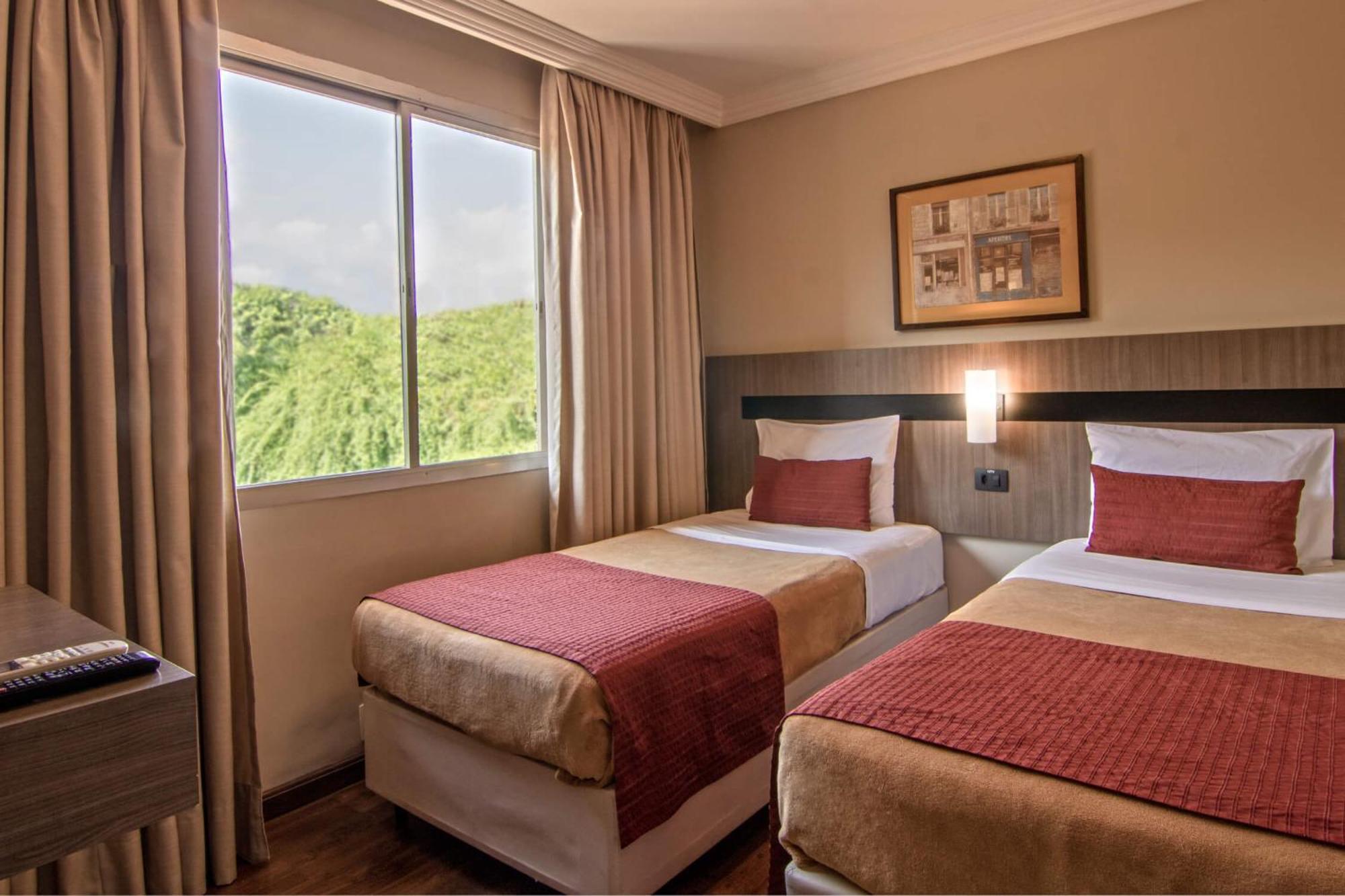 Hotel Deville Express Cascavel Cascavel  Ngoại thất bức ảnh