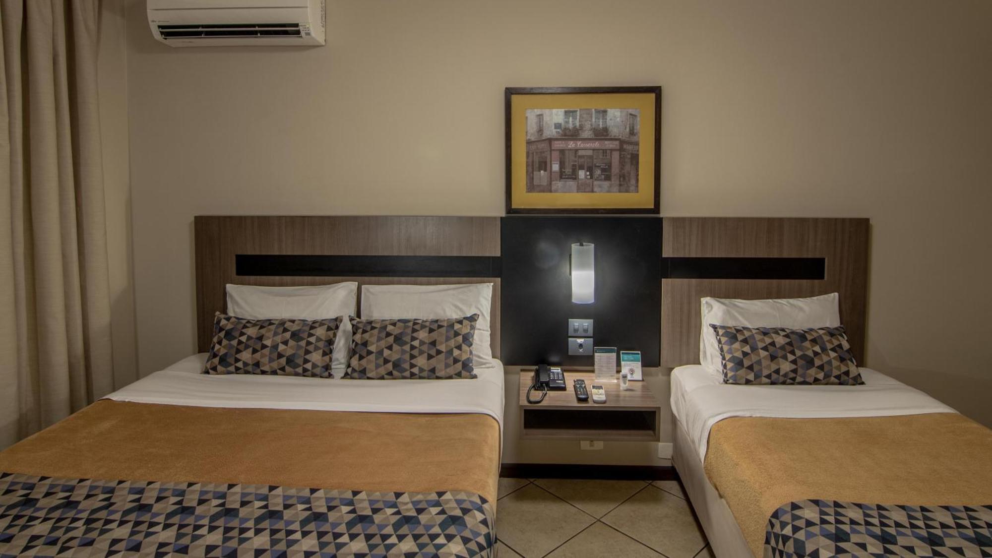 Hotel Deville Express Cascavel Cascavel  Ngoại thất bức ảnh